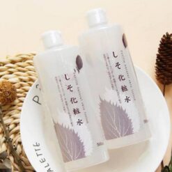Nước Hoa Hồng Dokudami Perilla Natural Lá Tía Tô 500ml