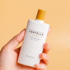 Kem Chống Nắng Skin1004 Madagascar Centella Air-Fit Suncream Plus SPF50+ PA++++ Chiết Xuất Rau Má 50ml