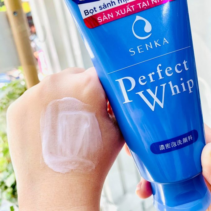 1660142929451-sua-rua-mat-senka-perfect-whip-120g-2