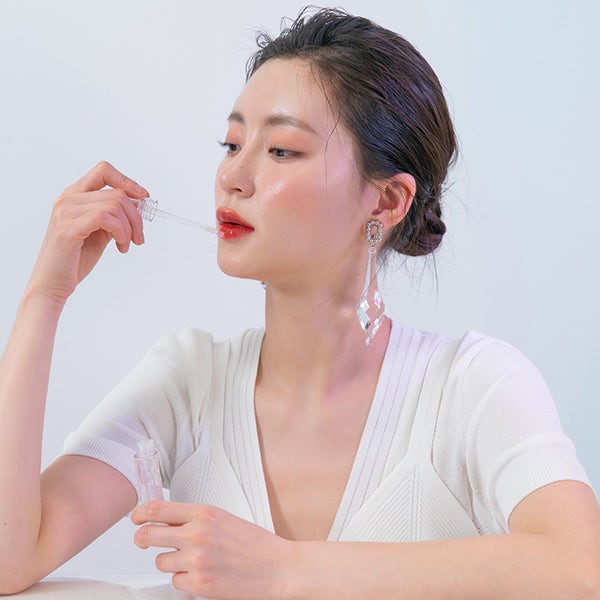 1666238708128-son-bong-nhu-romand-glasting-water-gloss-8