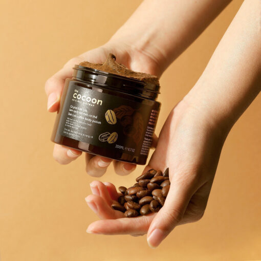 Tẩy da chết cơ thể cà phê Đắk Lắk Cocoon cho làn da mềm mại và rạng rỡ 200ml - Hình ảnh 3